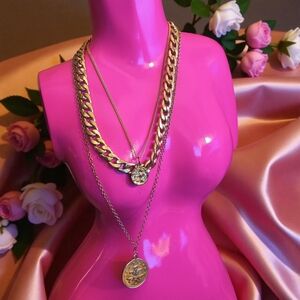 Elegant Goldtone 3 Layered Necklace